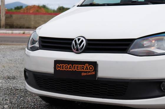 VOLKSWAGEN FOX 1.0 MI 8V FLEX 4P MANUAL VOLKSWAGEN FOX 1.0 MI 8V FLEX 4P MANUAL